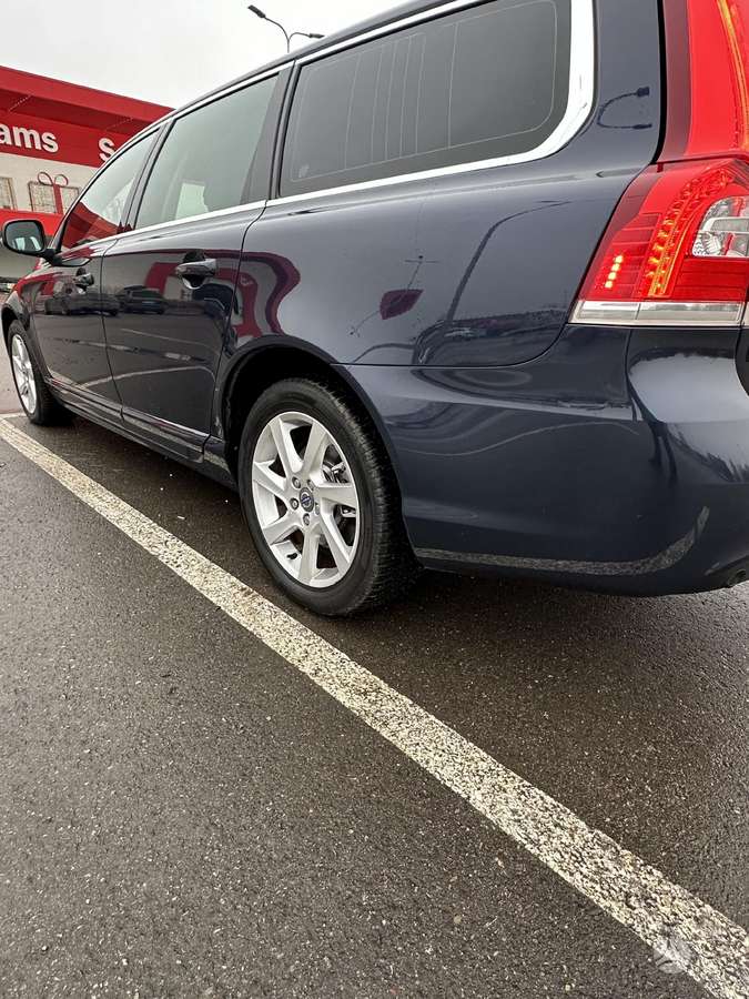 Volvo V70, 2.0 l., wagon