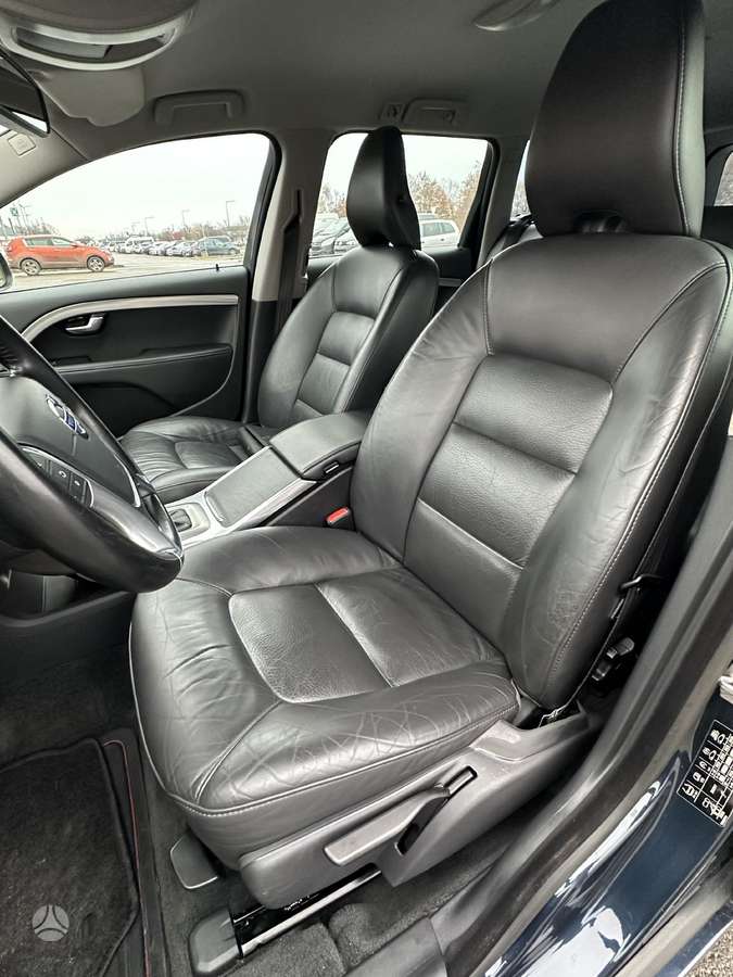 Volvo V70, 2.0 l., Универсал