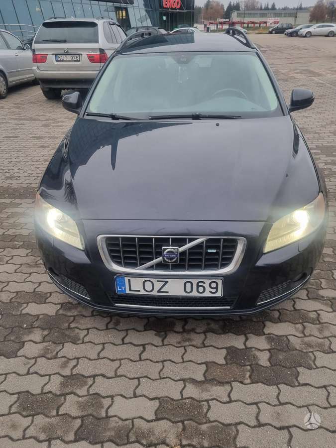 Volvo V70, 2.0 l., Универсал