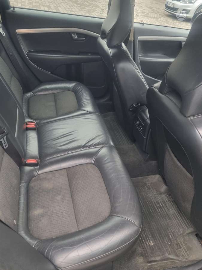 Volvo V70, 2.0 l., Универсал