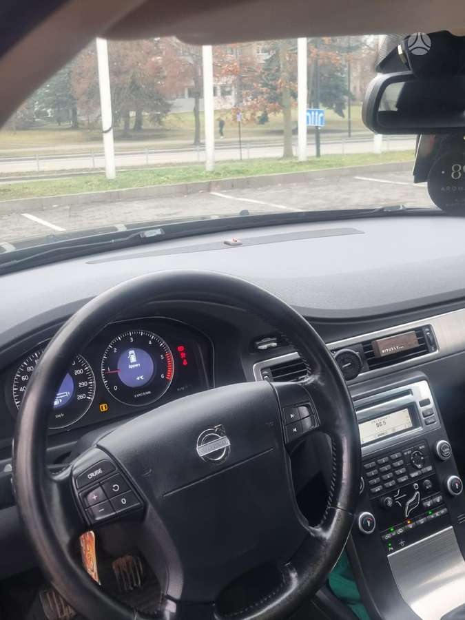 Volvo V70, 2.0 l., Универсал