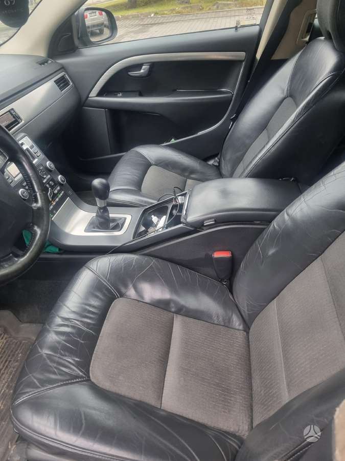 Volvo V70, 2.0 l., Универсал
