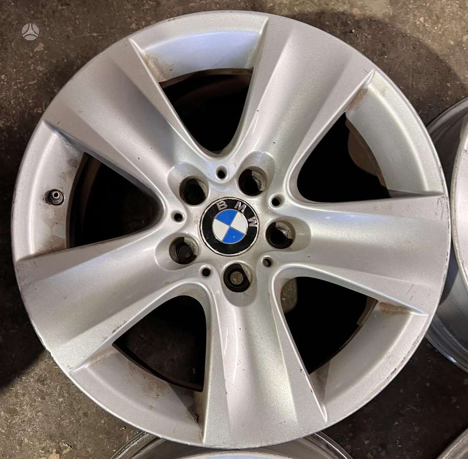 BMW, lengvojo lydinio, R17
