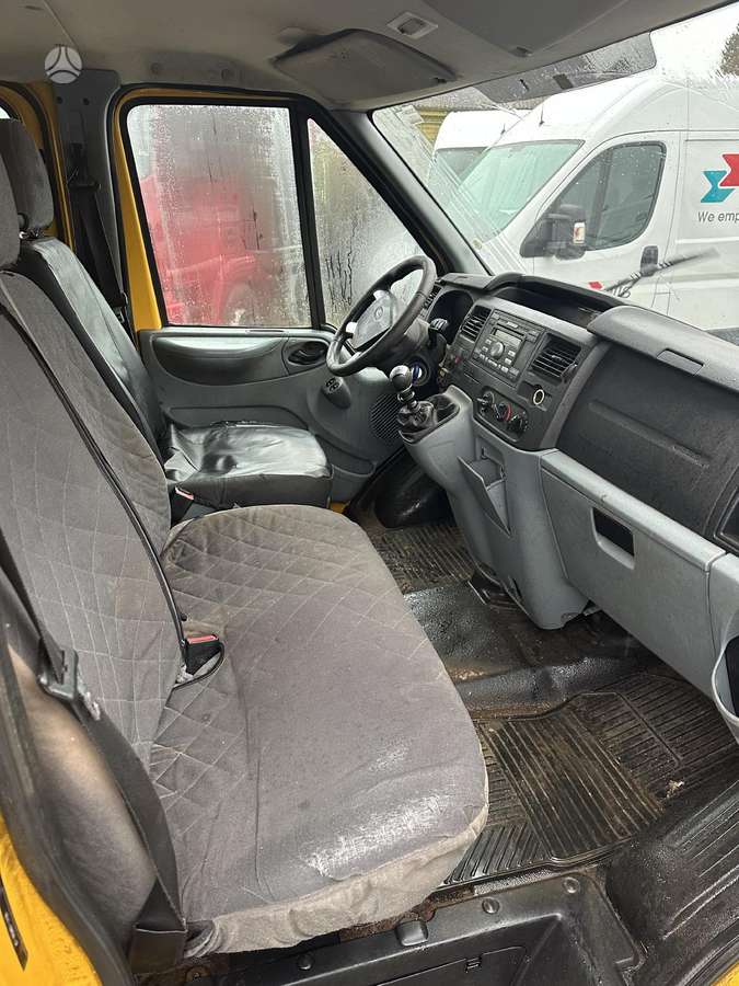 Ford Transit, 2.4 l., cargo van