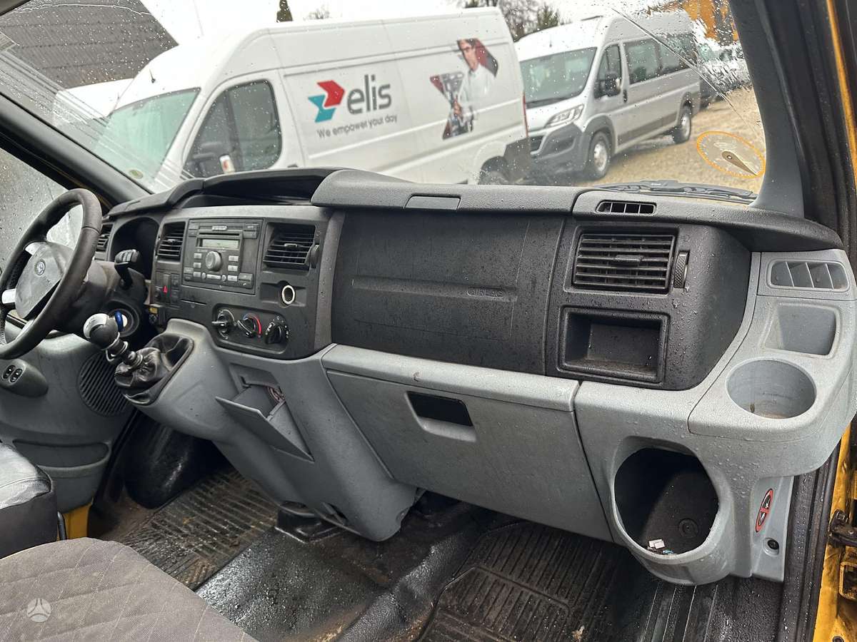 Ford Transit, 2.4 l., cargo van