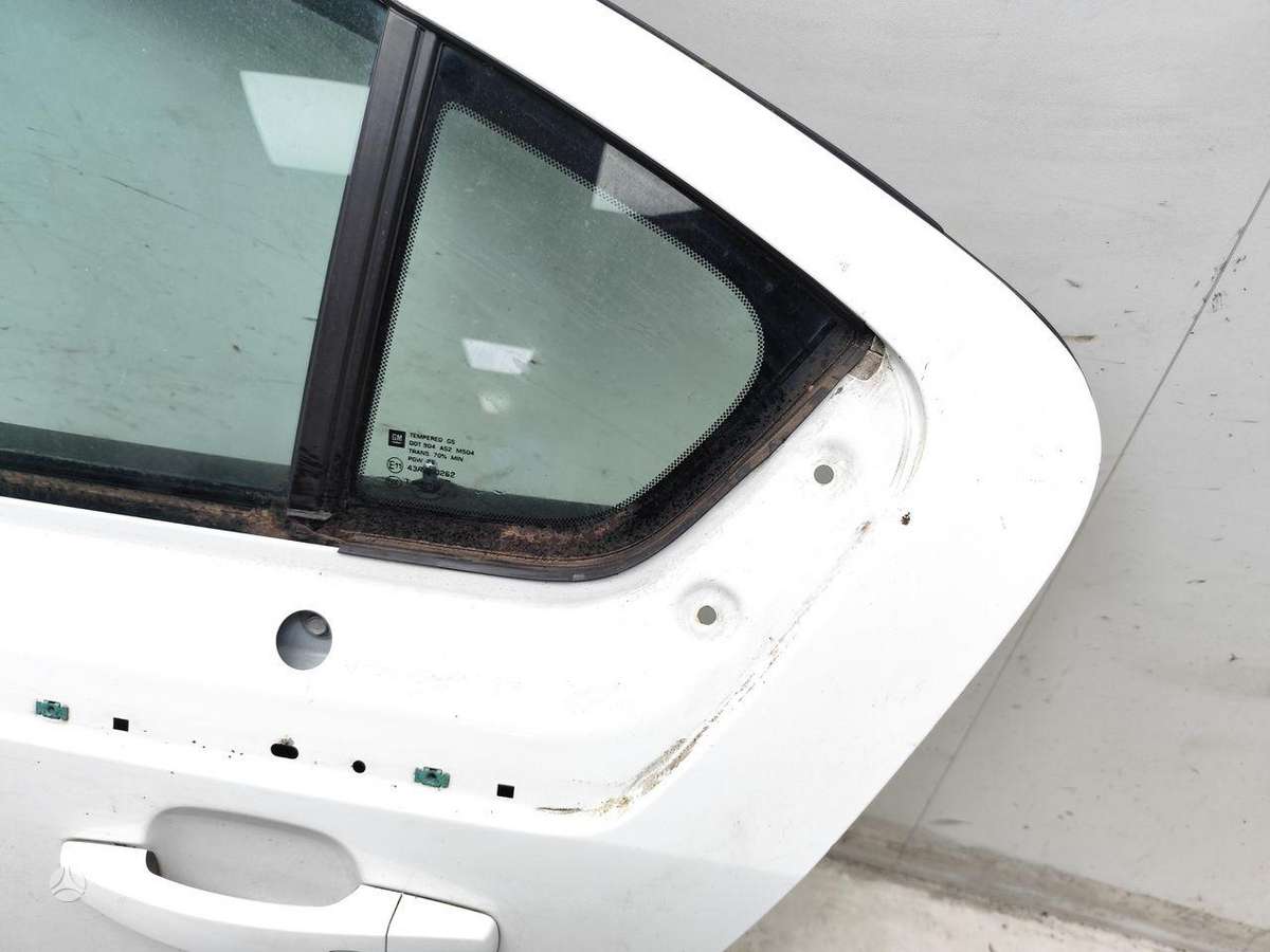 Chevrolet Volt doors
