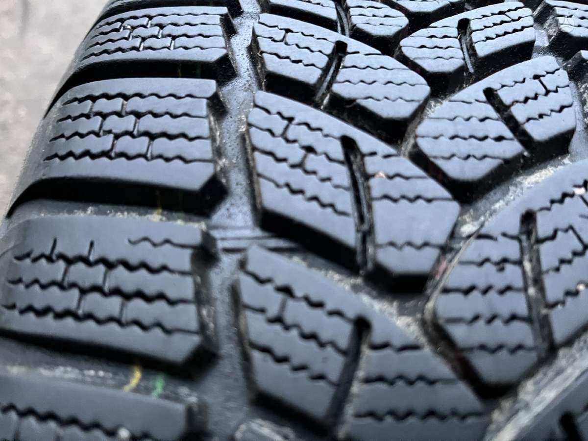 Firestone WinterHawk3, всесезонные 205/60 R16