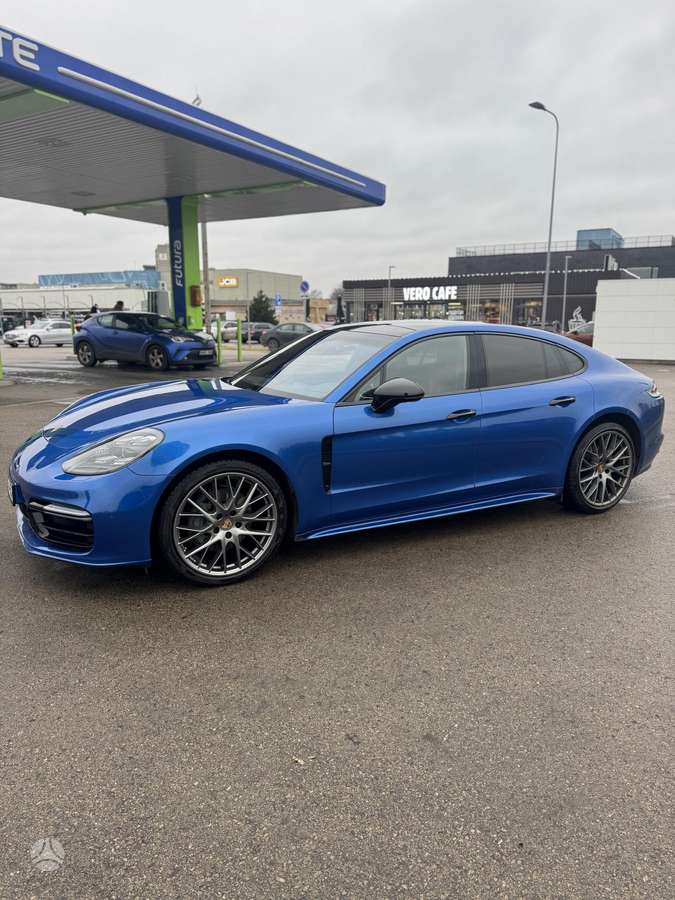 Porsche Panamera - 2
