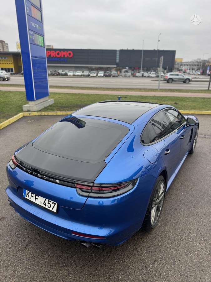 Porsche Panamera - 5