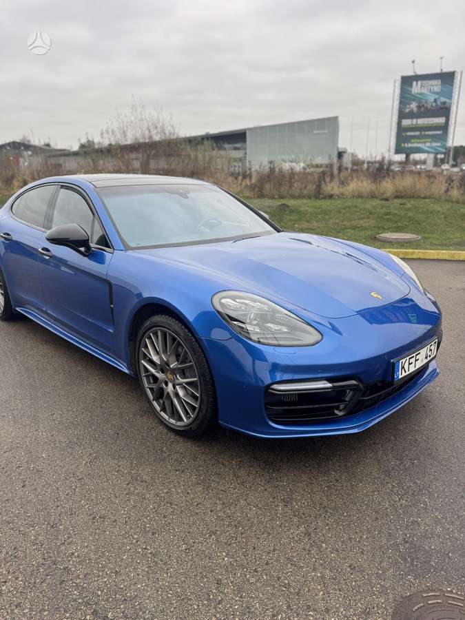 Porsche Panamera - 6