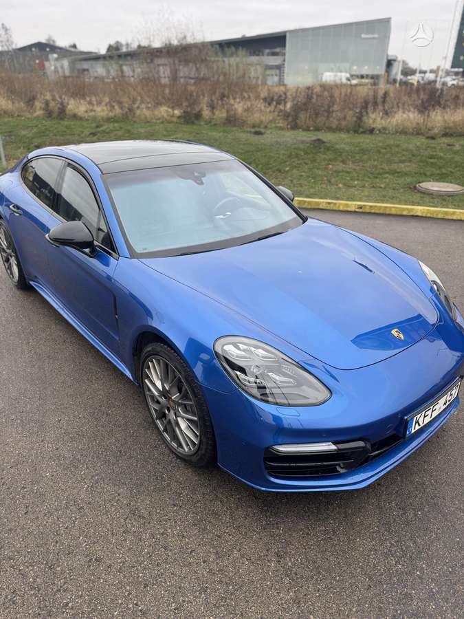 Porsche Panamera - 7