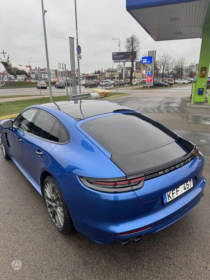 Porsche Panamera - 11