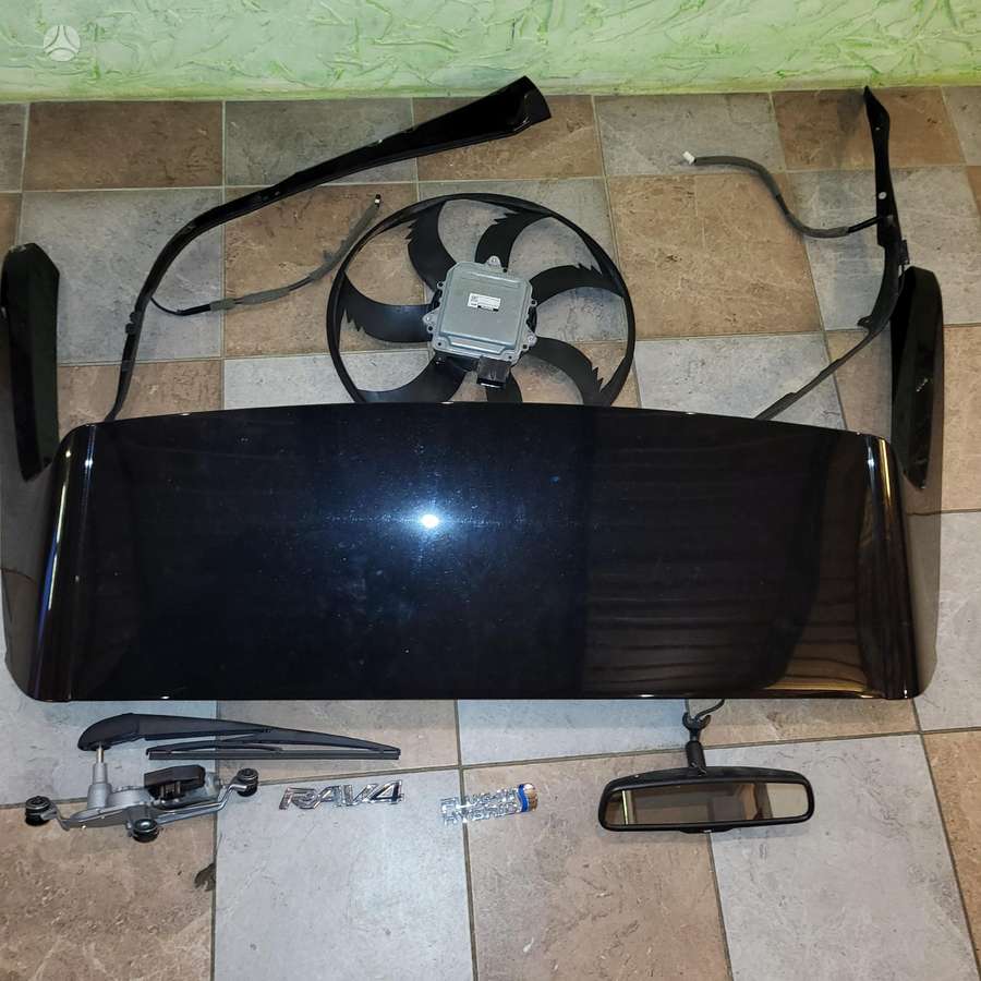 Toyota RAV4 kėbulo dalys