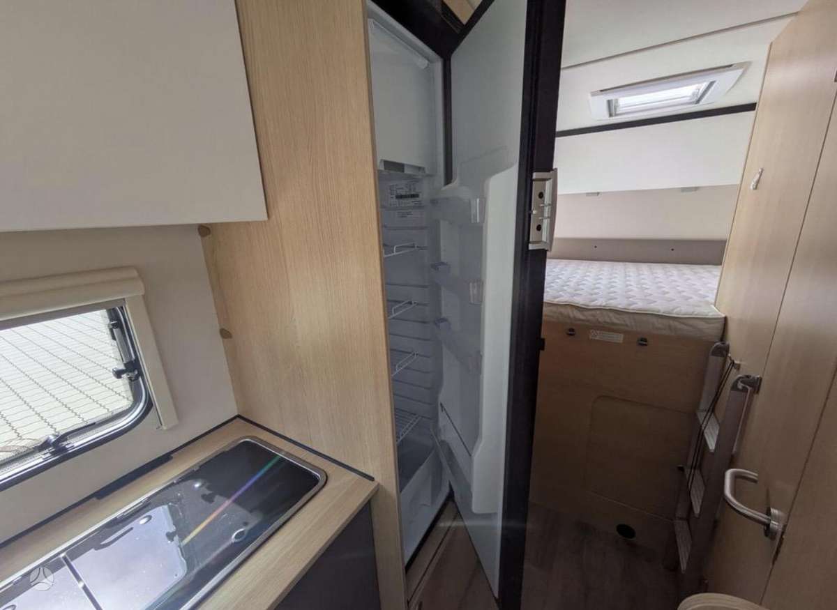 LMC A690  Tourer, campers