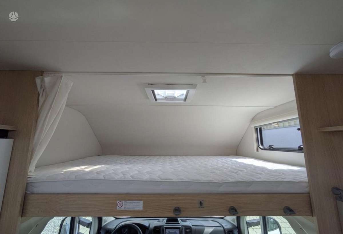 LMC A690  Tourer, campers