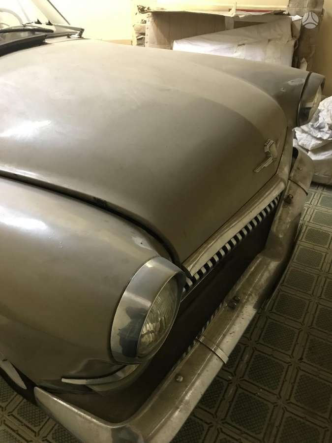 GAZ 21, Седан