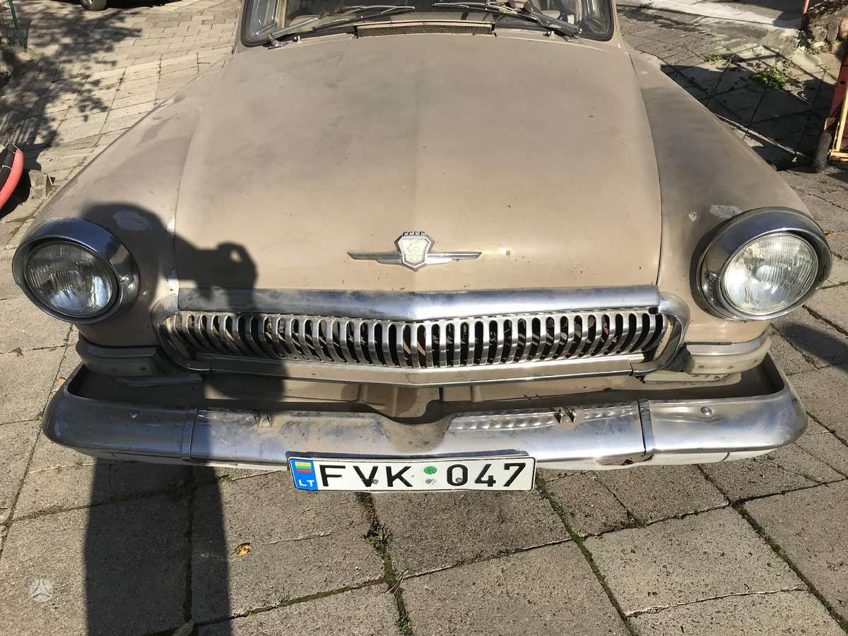 GAZ 21, Седан