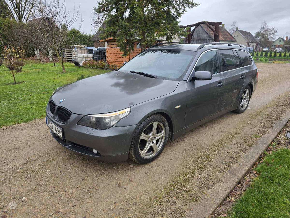 BMW 520 body parts