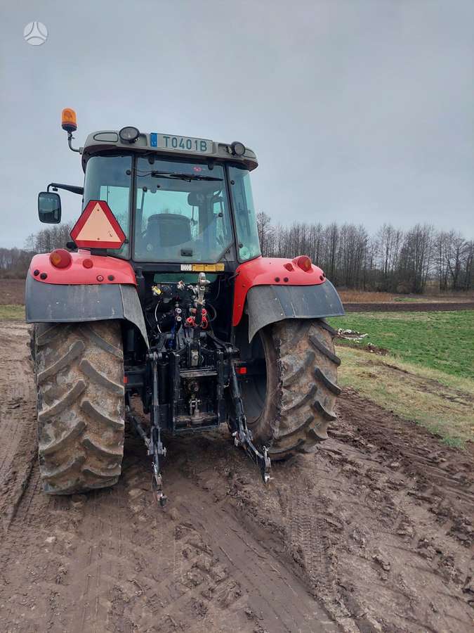 Massey Ferguson 5465, traktoriai