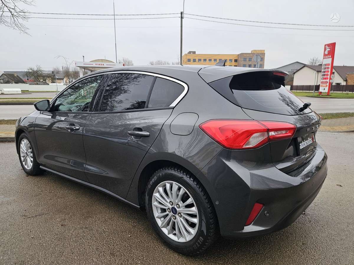 Ford Focus, 1.0 l., hatchback