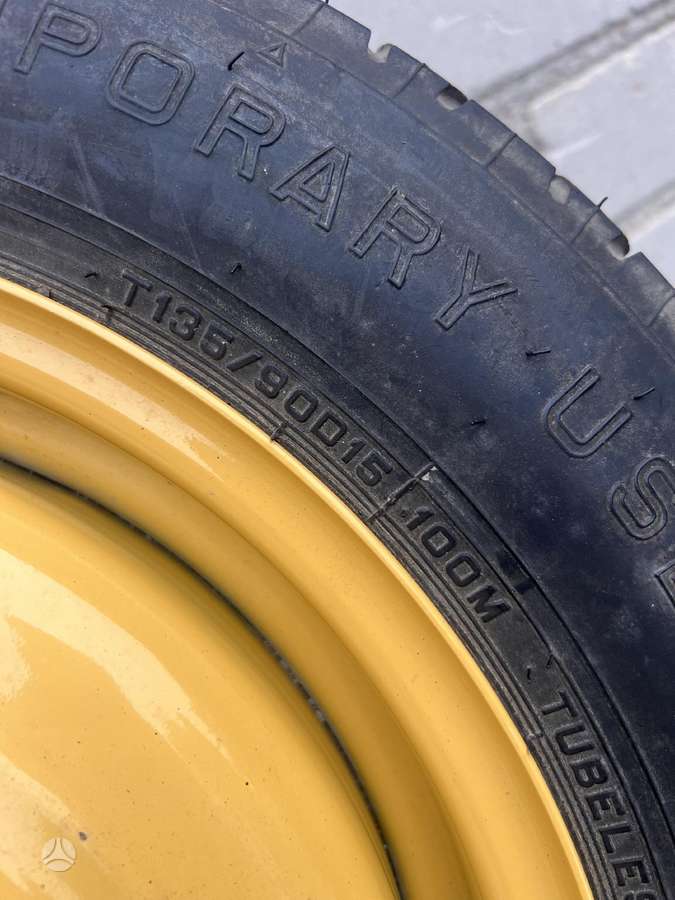 Honda, tērauda apzīmogoti, R15