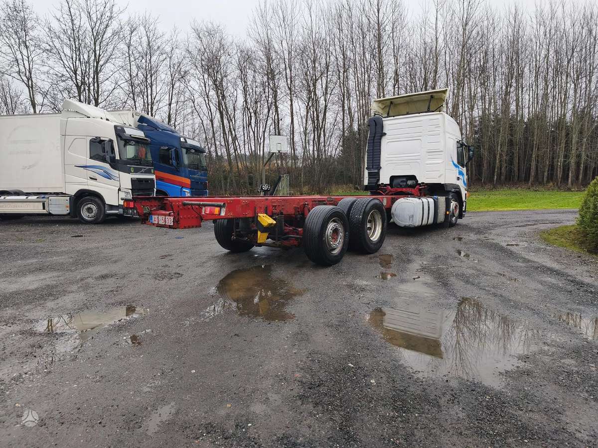 Volvo FM440, važiuoklės