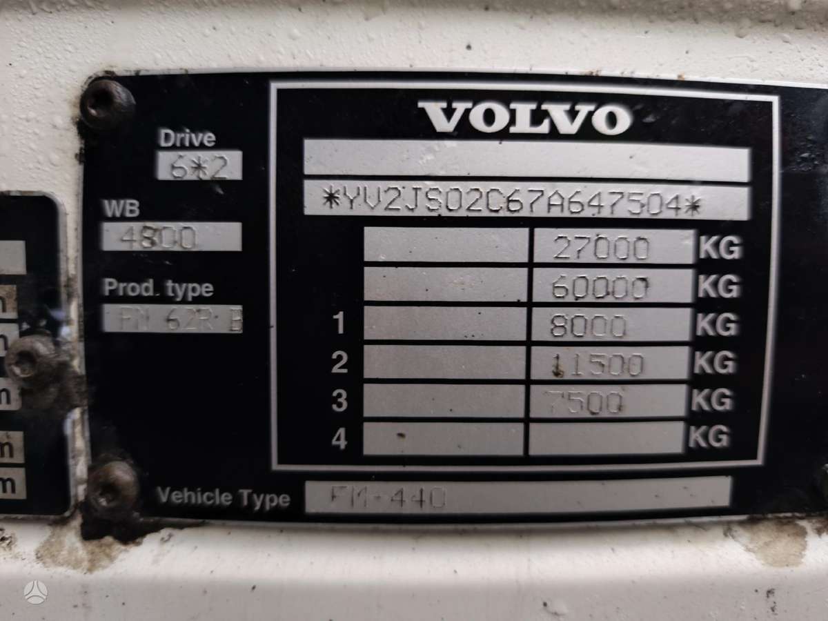 Volvo FM440, шасси