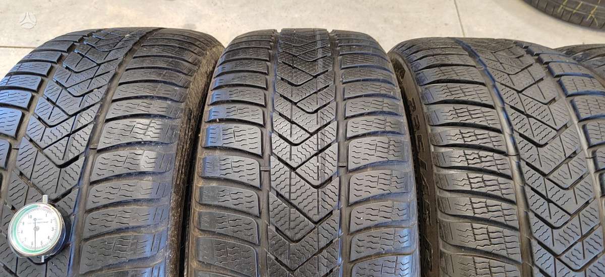 Pirelli Soto Zero 3, winter 225/45 R19