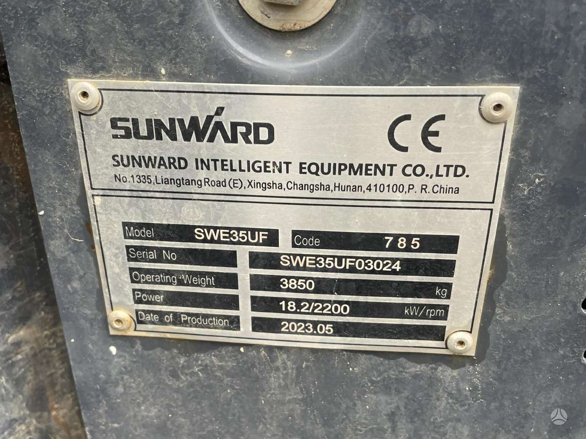 Sunward SWE35UF, мини-экскаваторы