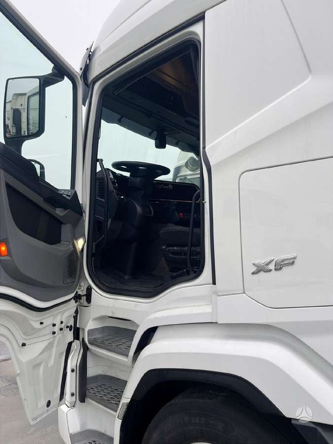 DAF XFn 480 FT 4X2, 2 miegamosios vietos