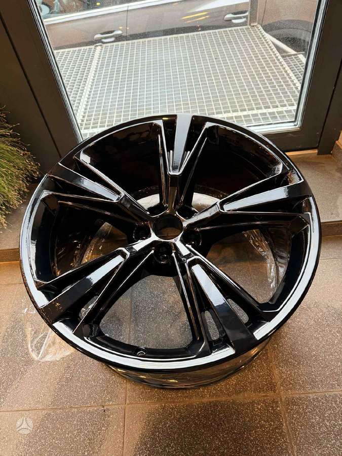Audi, lengvojo lydinio, R21