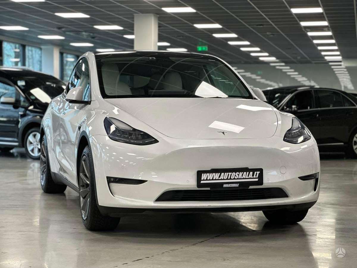 Tesla Model Y, 82 кВт·ч, Хэтчбек