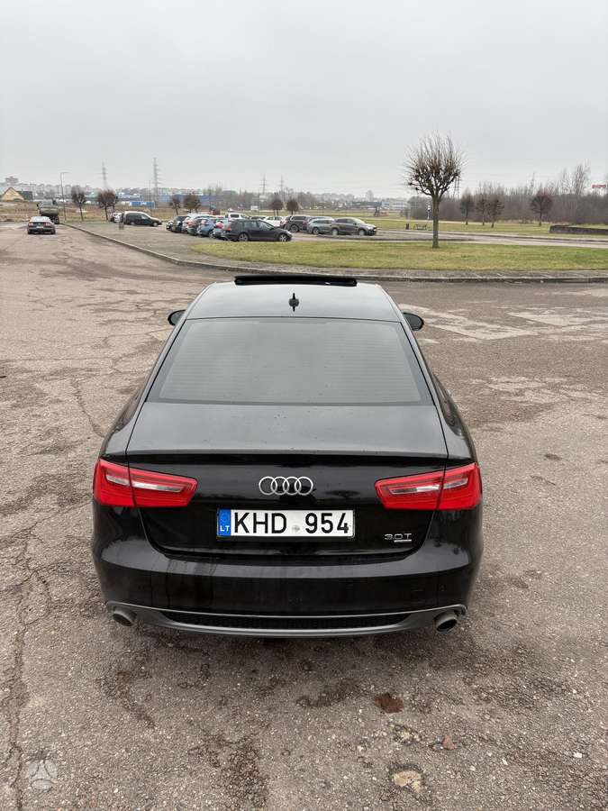 Audi A6, 3.0 l., Седан