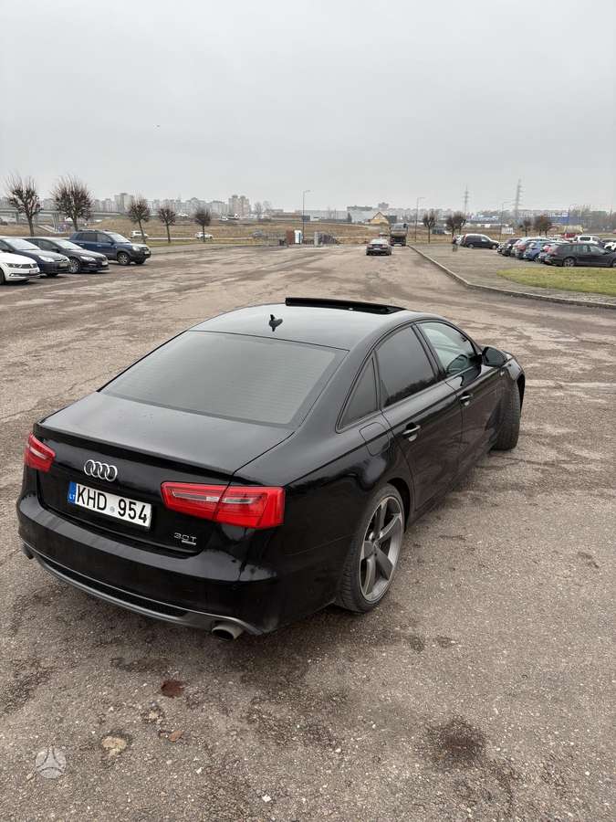 Audi A6, 3.0 l., Седан