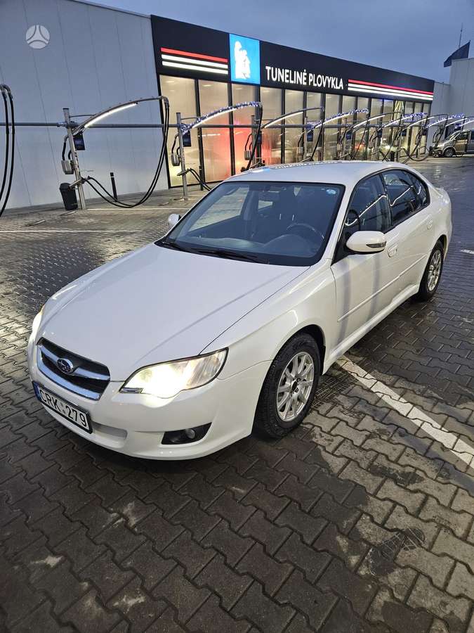 Subaru Legacy, 2.0 l., sedanas