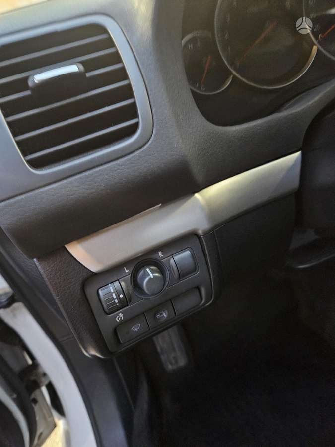 Subaru Legacy, 2.0 l., sedanas