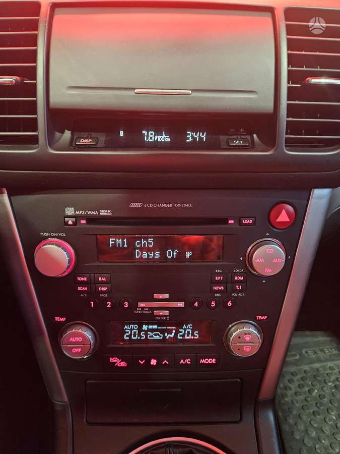 Subaru Legacy, 2.0 l., sedanas