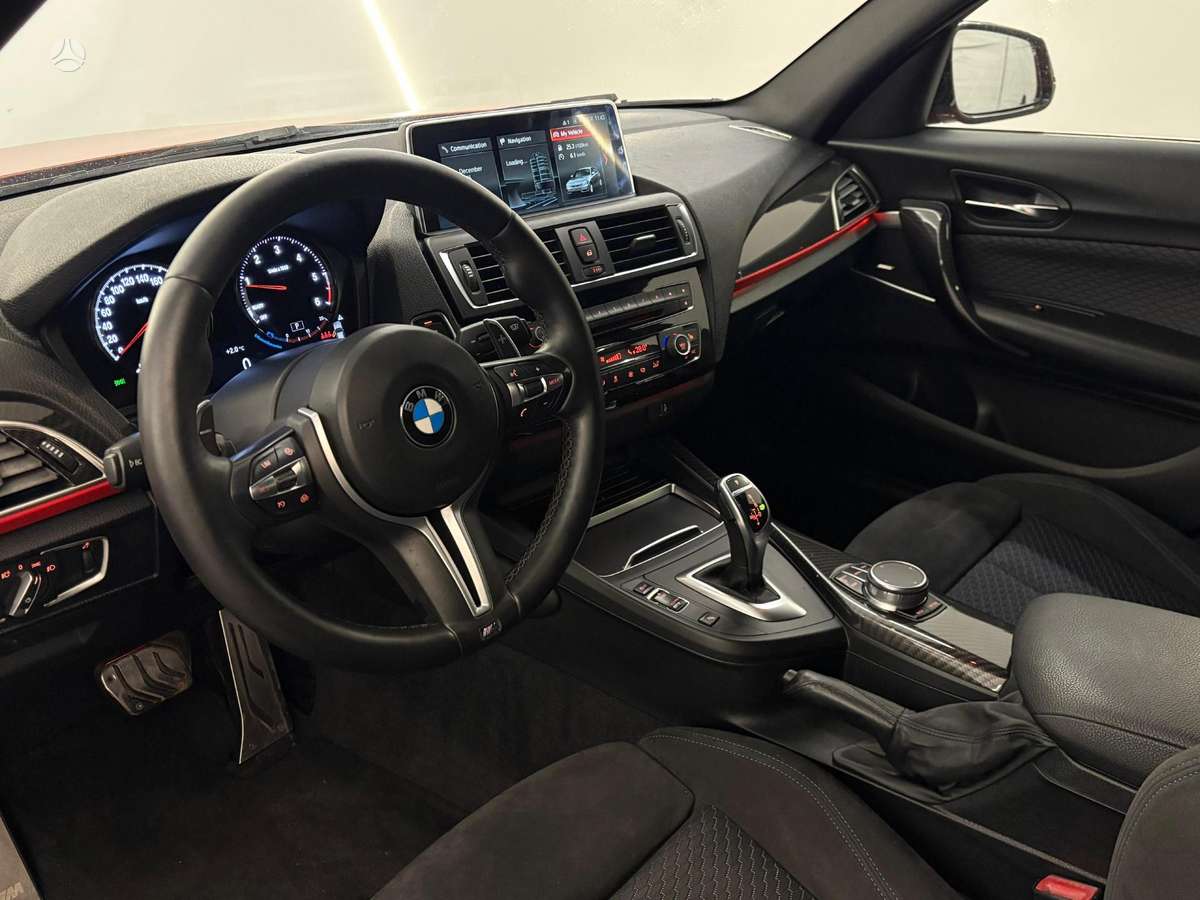 BMW 120, 2.0 l., hatchback