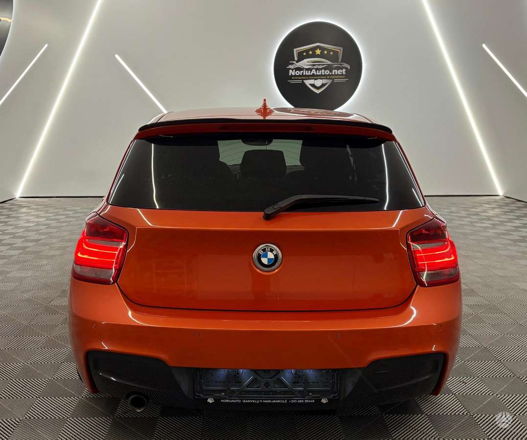 BMW 120, 2.0 l., hatchback