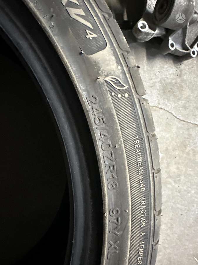 Veloce, vasarinės 245/40 R18