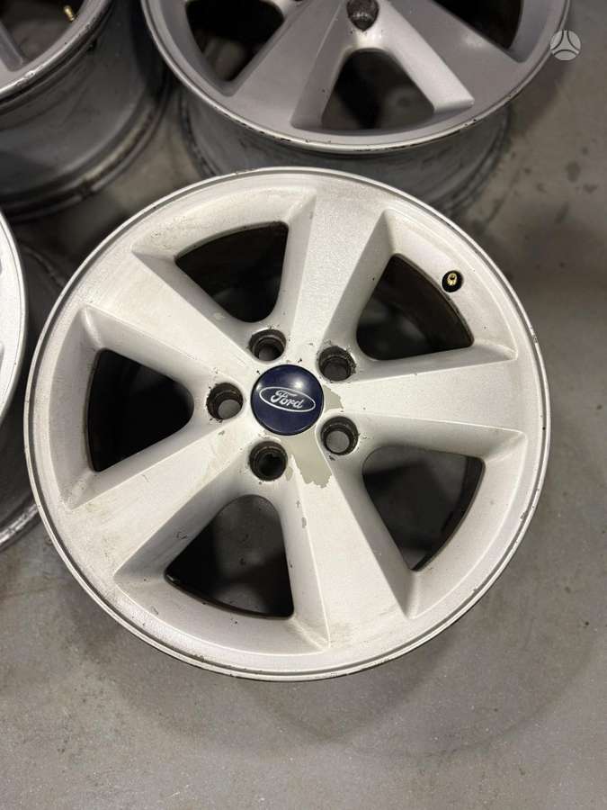 Ford, lengvojo lydinio, R16