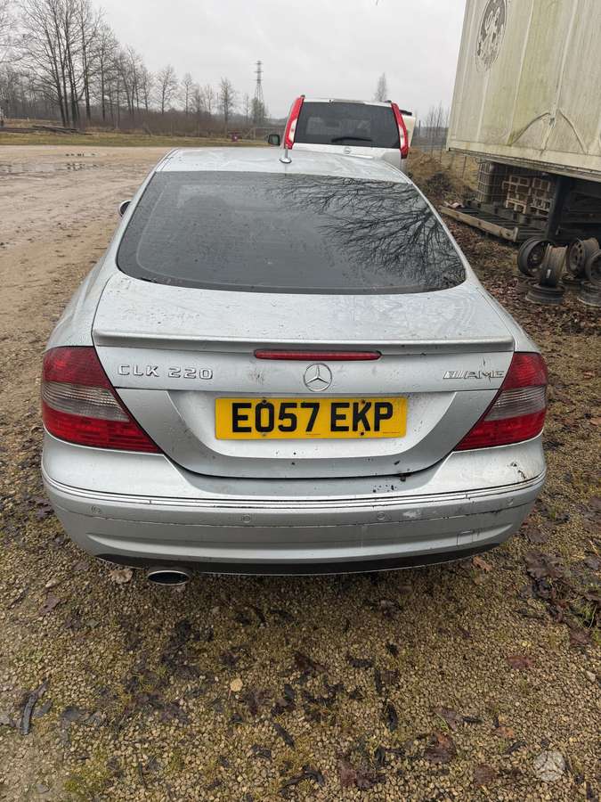 Mercedes-Benz CLK220