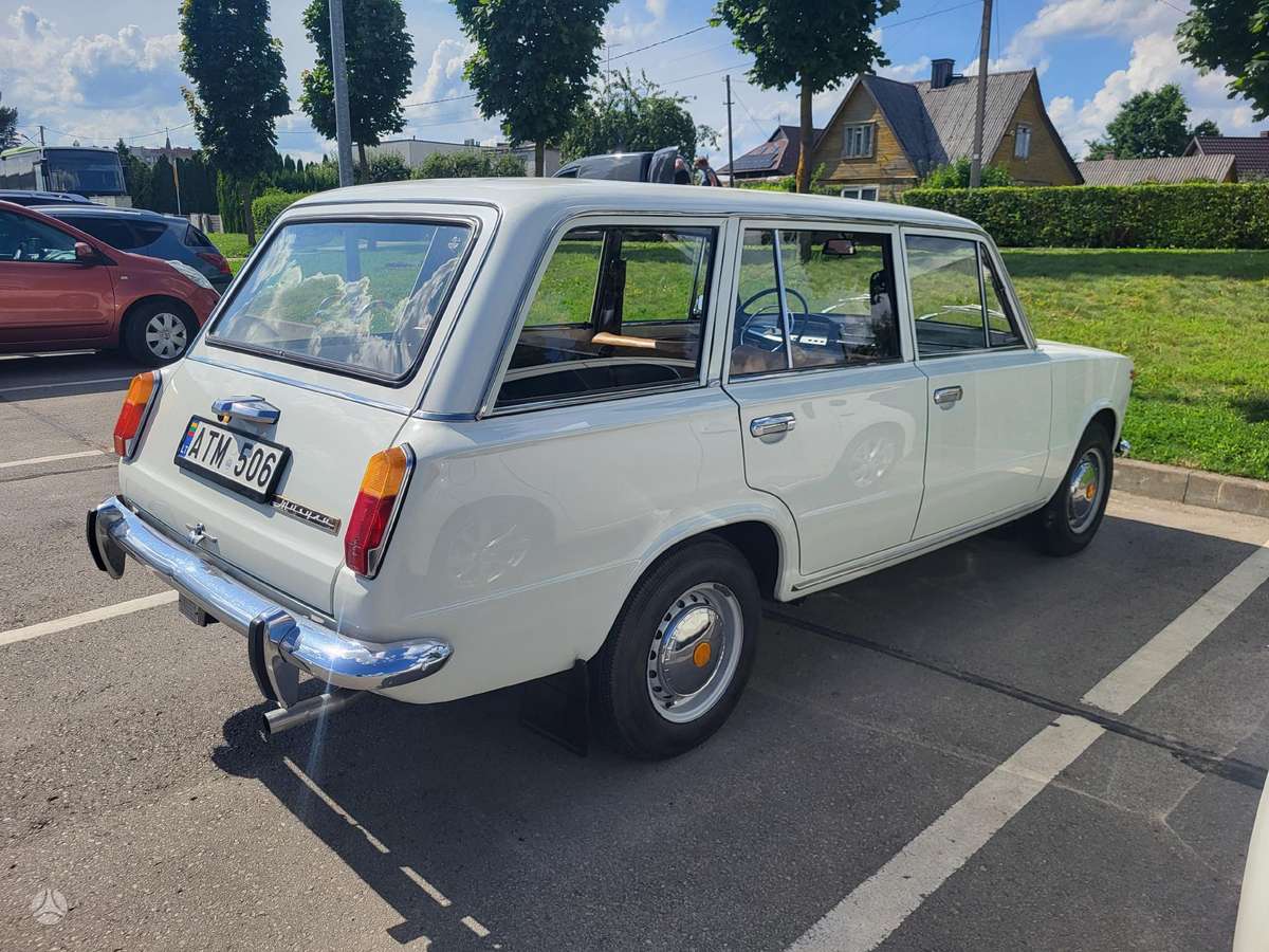 Lada 2102, 1.2 l., universalas