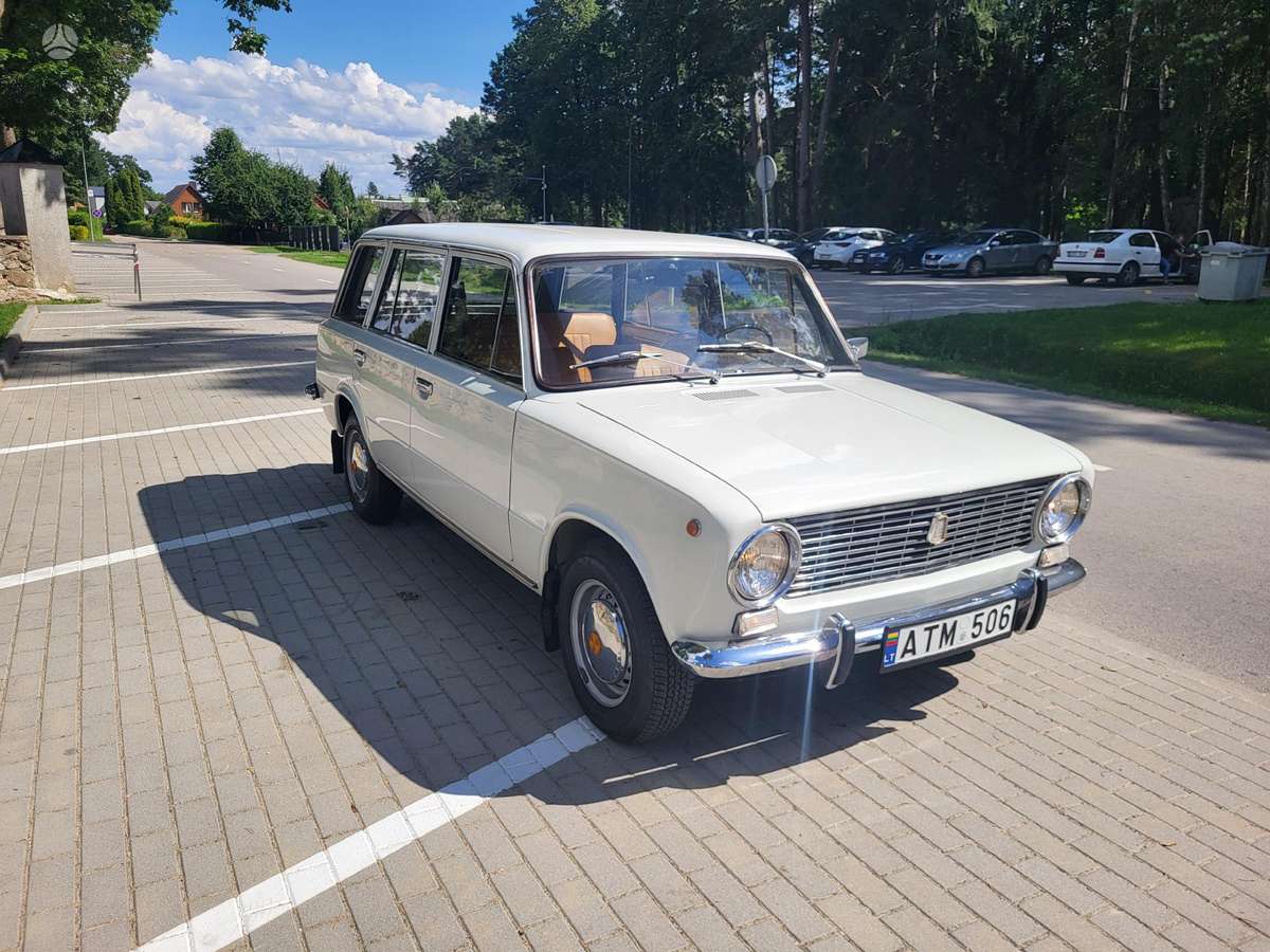 Lada 2102, 1.2 l., universalas