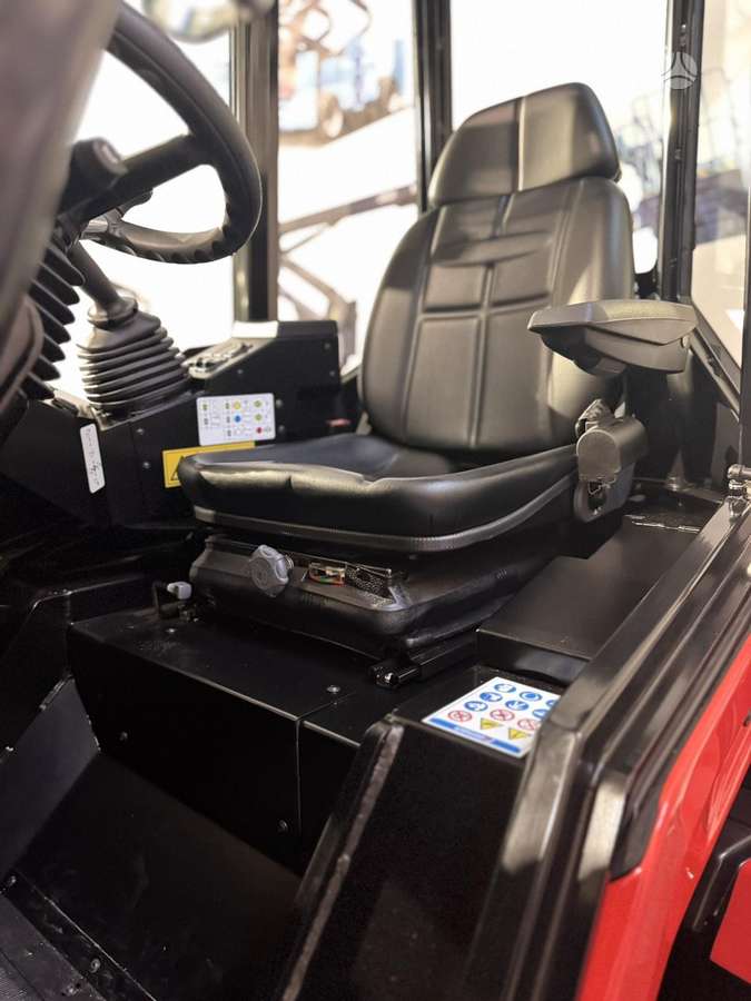 Neomach Nova X30, mini loaders
