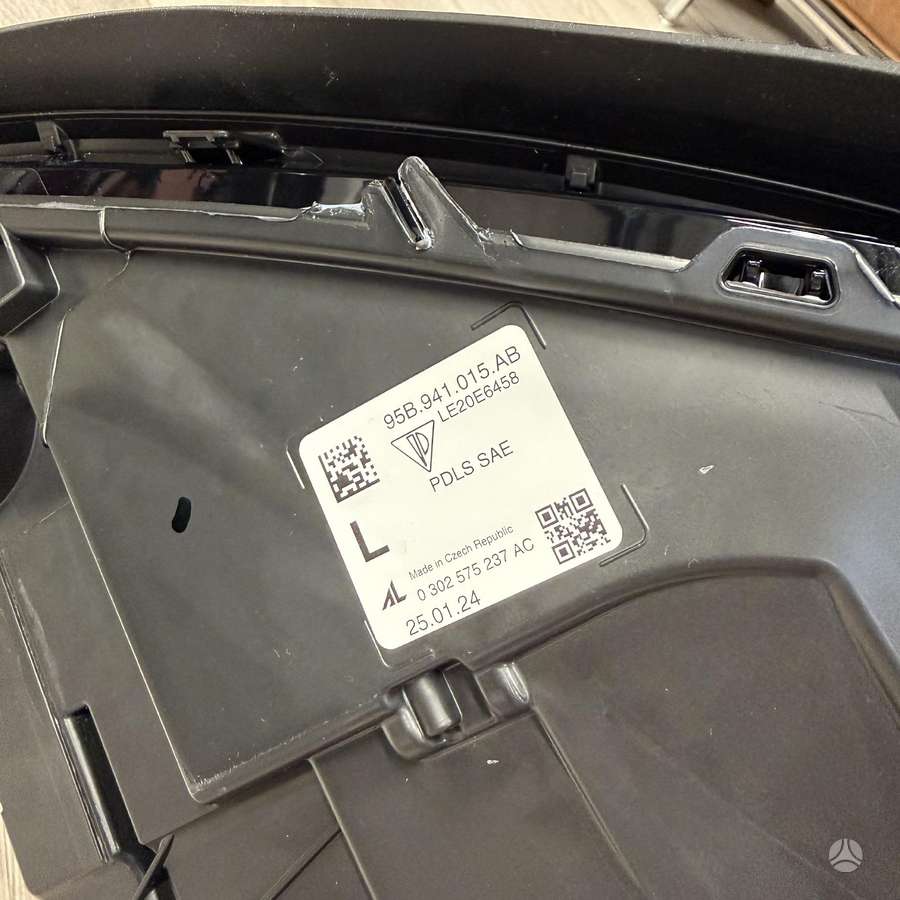 Porsche Macan žibintai