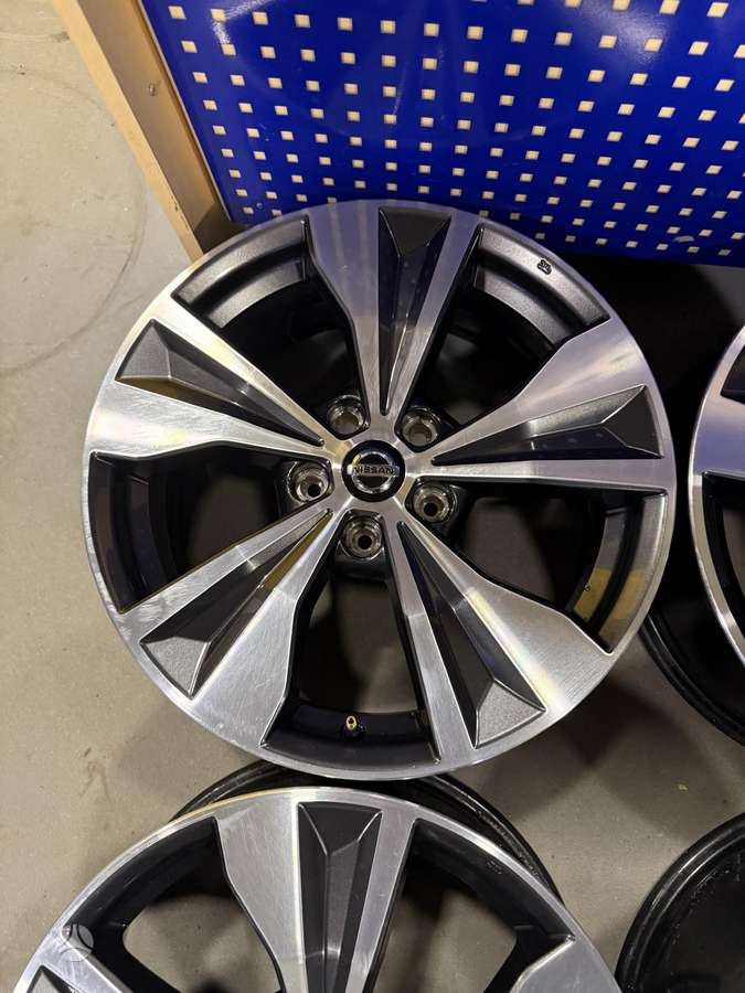 Nissan Murano, light alloy, R18