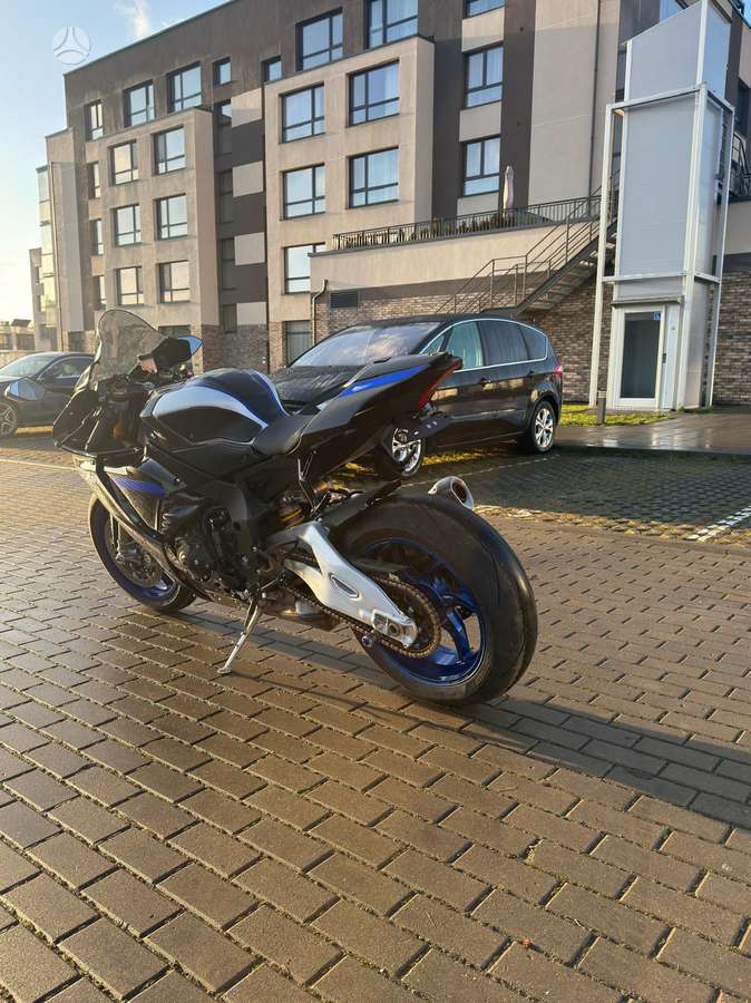 Yamaha R1 998cc, спортбайки / superbikes
