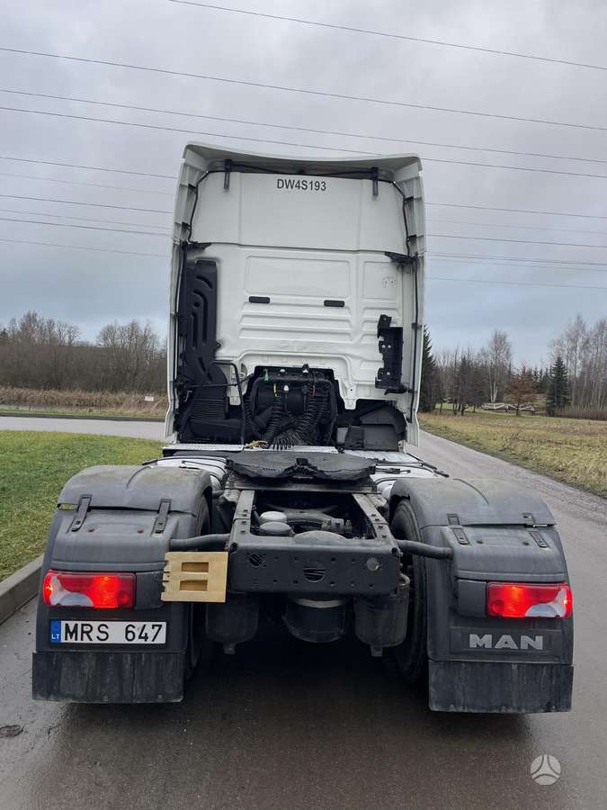 MAN TGX 18.460, double sleeper