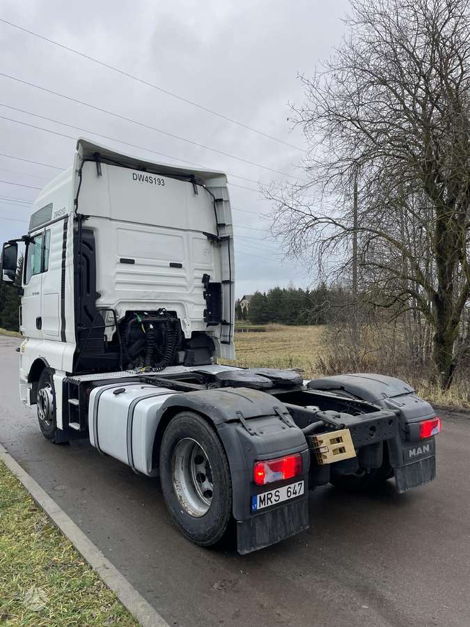MAN TGX 18.460, double sleeper